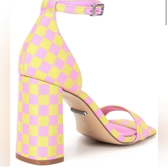 120. Gianni Bini Maileigh Checkered Ankle Strap Square Toe Block Heel Sandal - Picture 2 of 9